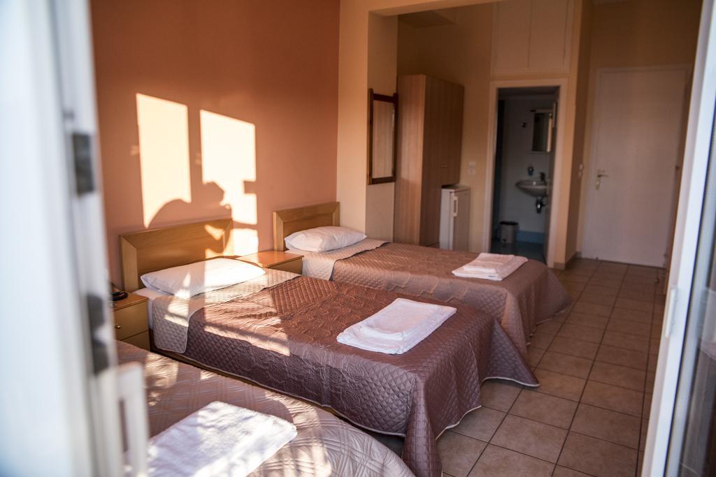 Zoumboulis Rooms Mytilene Exterior foto
